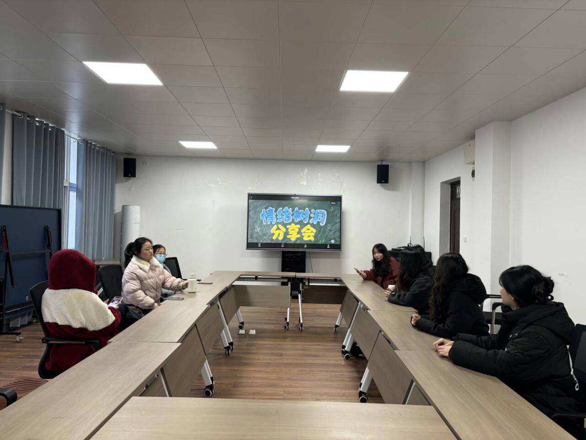 9cd7b7049d524f7c9578ad70ecd97153.jpeg 9cd7b7049d524f7c9578ad70ecd97153.jpeg